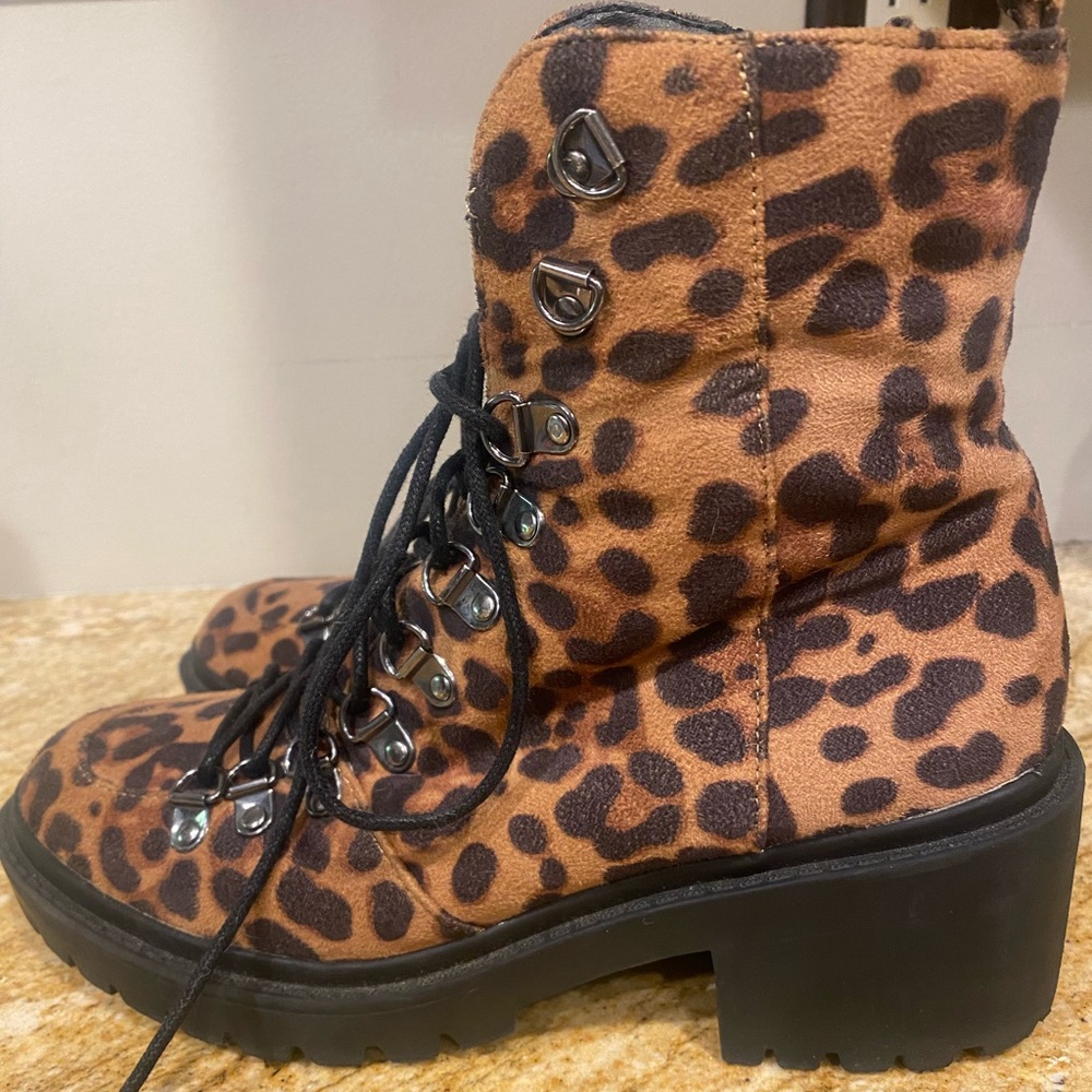 Size 8 leopard booties